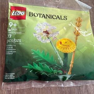 LEGO Botanicals Field Flowers 30701